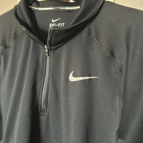 Nike Men's Black and Gray 3/4 Zip DriFit Pullover Size Large |D117 - Picture 2 of 5